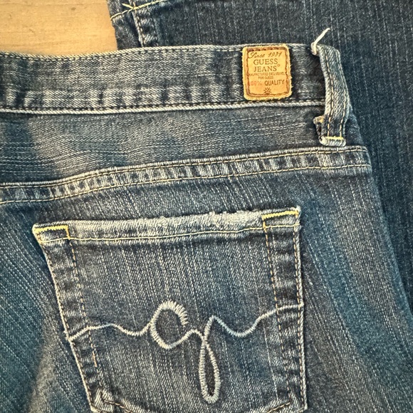 Vintage Guess Jeans - Picture 3 of 4